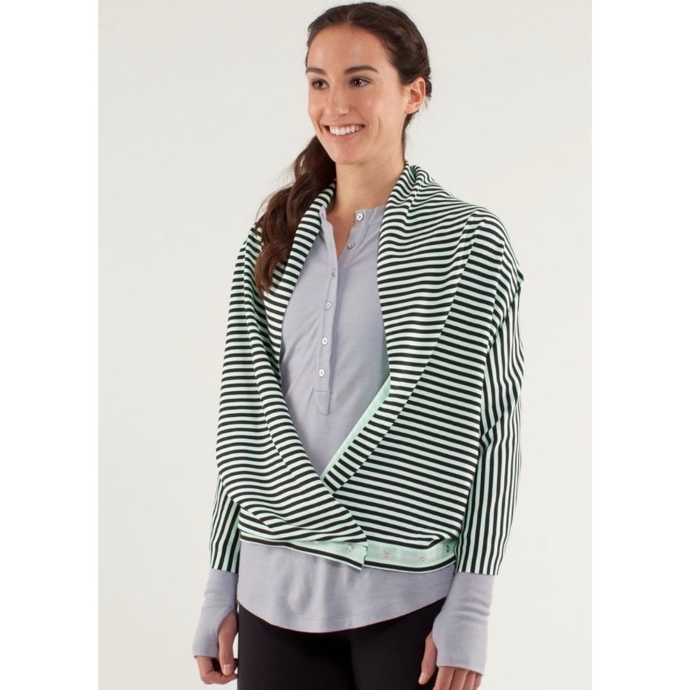 Lululemon Vinyasa Scarf OS Mint Green Black Striped Excellent Multi-way Wrap‎